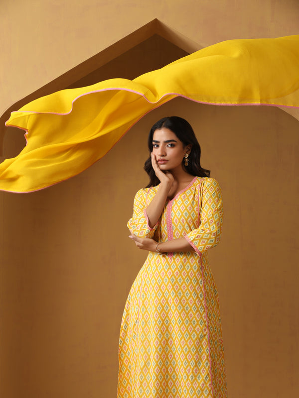 Khushal K Women  Printed Regular Aline Calf Length Kurta set