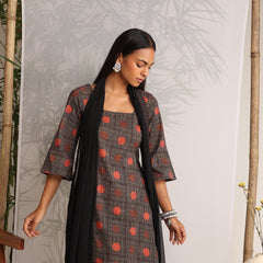 Khushal K Women Cotton kurti and Farshi Salwar with dupatta set - Black