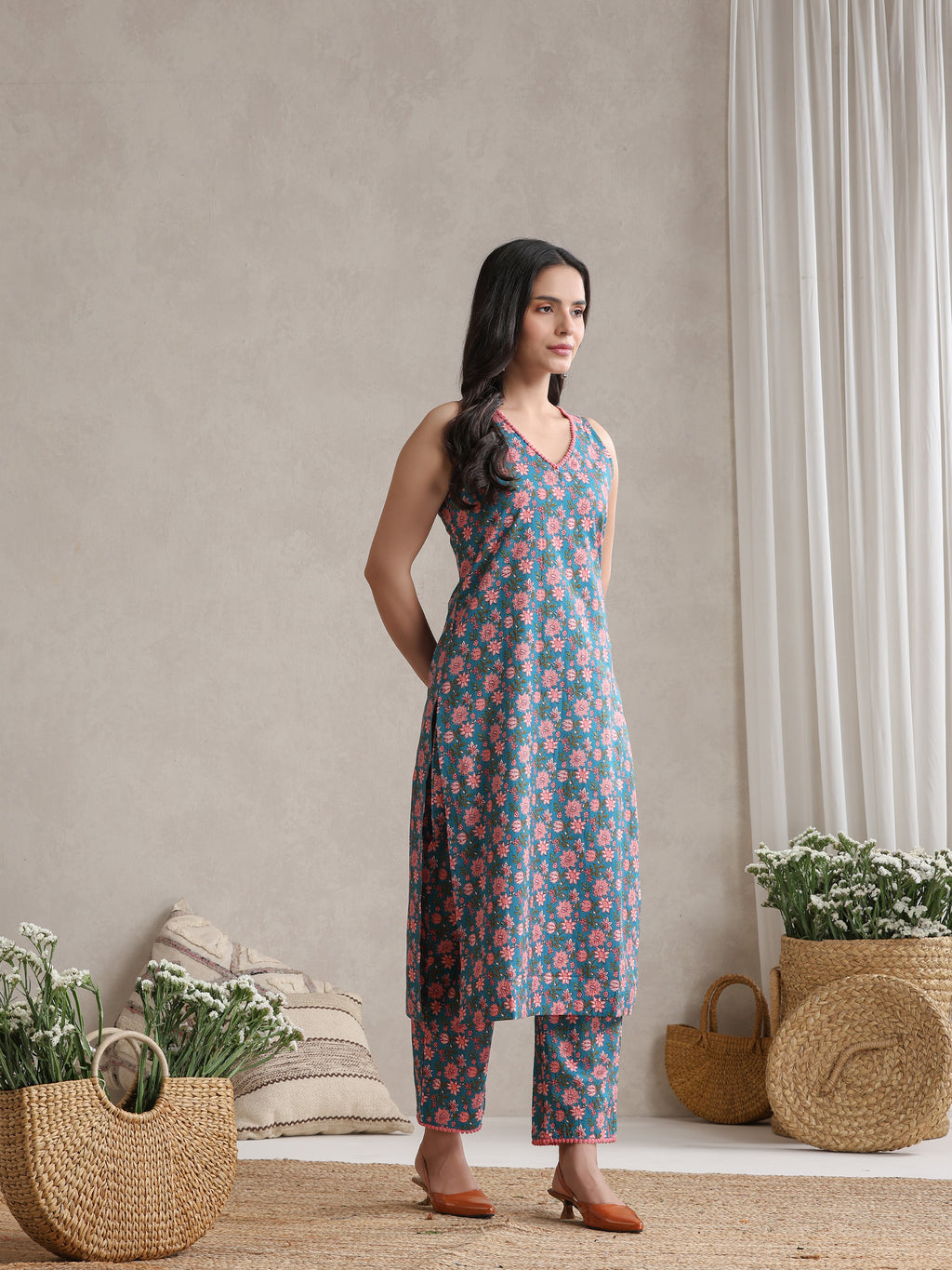 Floral Printed V-Neck Pure Cotton Kurta With Palazzos