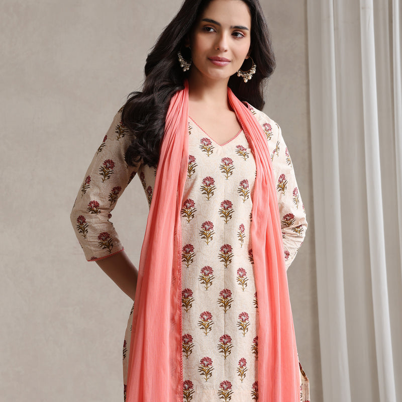Floral Printed V-Neck Pure Cotton Kurta Set - Khushal K - Image 13