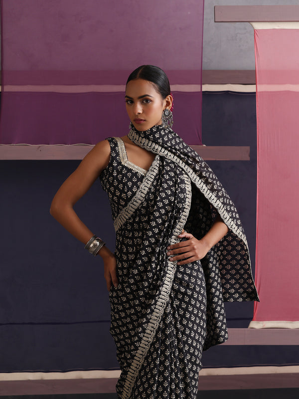Women Embroidered Black Pure Cotton Printed Saree