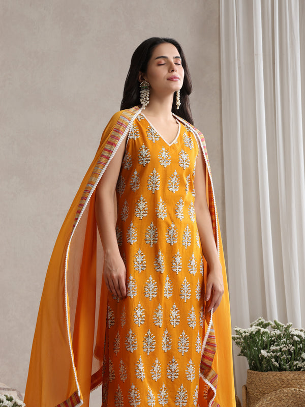 Khushal K Floral Printed V-Neck Pure Cotton Straight Kurta set