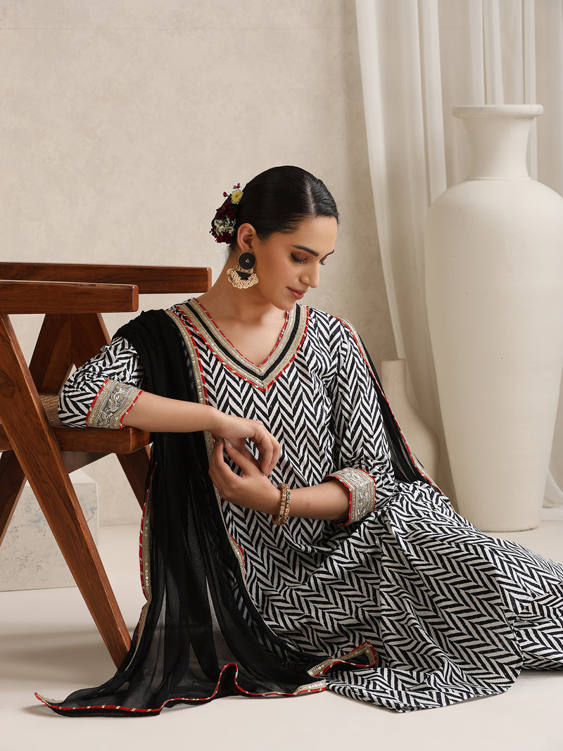 Khushal K Women Chevron Printed Cotton Anarkali Kurta set