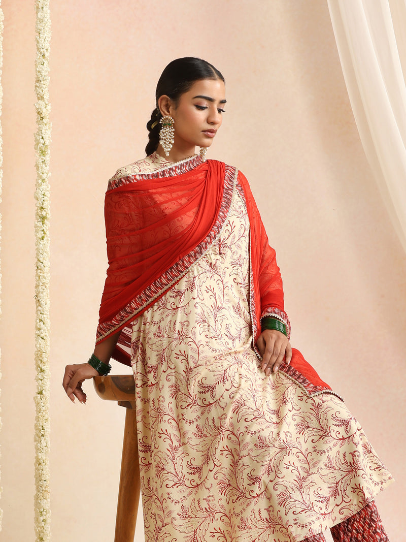 Women Floral Printed Regular Kurta With Trousers & Dupatta