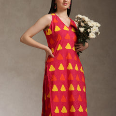 Khushal K Women Geometric Printed Cotton Kurta set