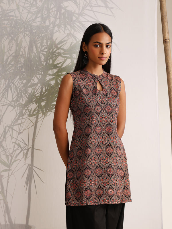 Khushal K Women Cotton kurti With Farshi Salwar - Black