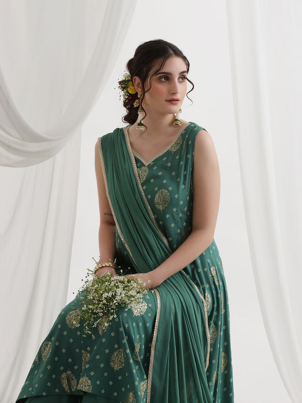 Foil Printed Sweetheart Neck Kurta With Trousers & Dupatta