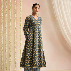 Women Ethnic Motifs Thread Work Pure Cotton Kurta with Trousers & Dupatta