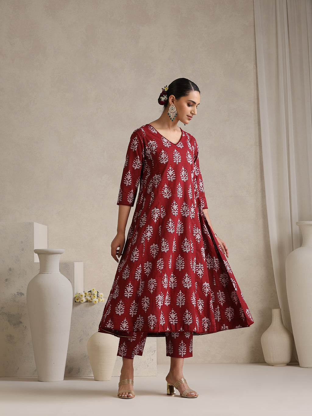 Floral Printed V-Neck A-Line Pure Cotton Kurta with Palazzos & With Dupatta