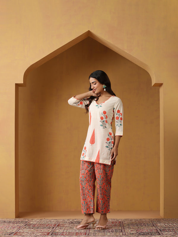 Khushal K Women Floral Printed Regular Pure Cotton Kurta set