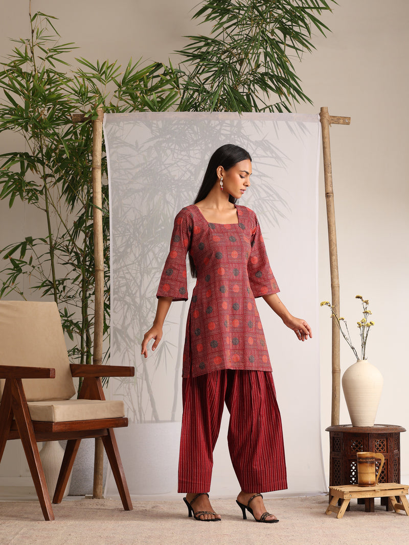 Khushal K Women Cotton kurti and Farshi Salwar with dupatta set - Maroon
