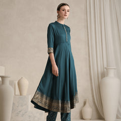 Ethnic Motifs Printed Mandarin Collar A-Line Kurta With Trousers And Dupatta