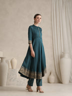 Ethnic Motifs Printed Mandarin Collar A-Line Kurta With Trousers And Dupatta