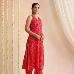 Women Bandhani Printed Kurta with Palazzos & Dupatta