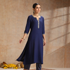 Ethnic Motifs Embroidered V-Neck Thread Work Kurta With Trousers & Dupatta