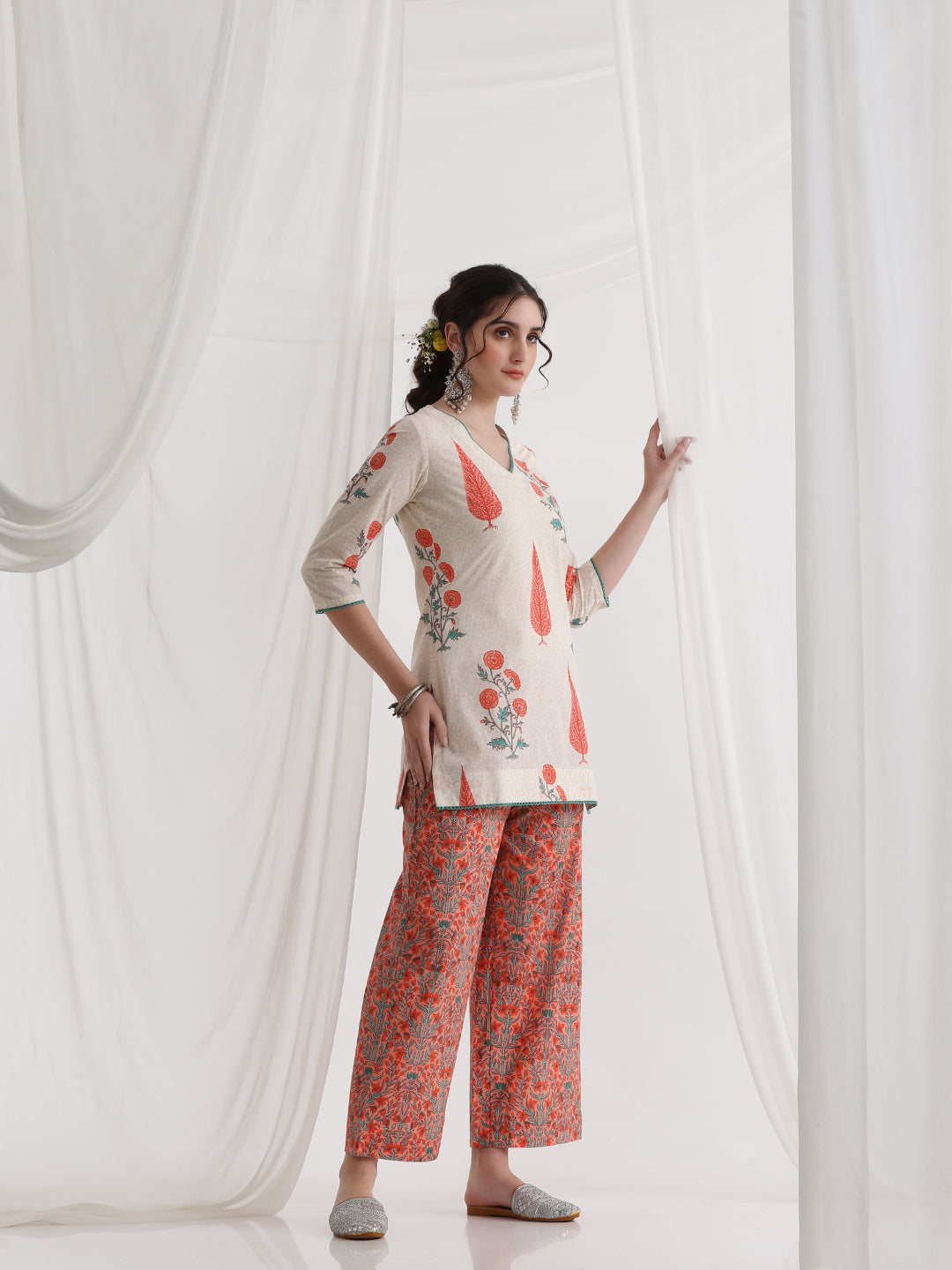 Floral Printed V-Neck Pure Cotton Kurti with Palazzos & Dupatta