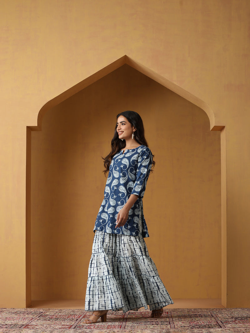 Khushal K Women Paisley Printed Cotton Kurta set