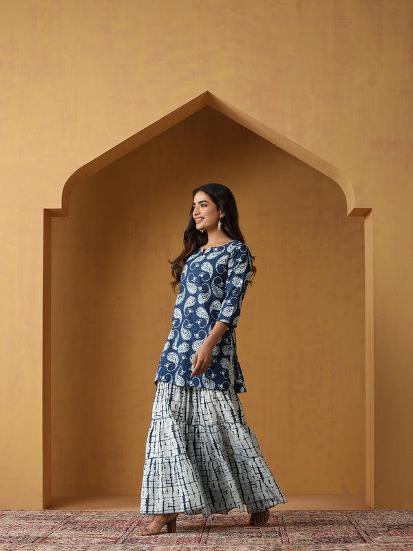 Khushal K Women Paisley Printed Cotton Kurta set