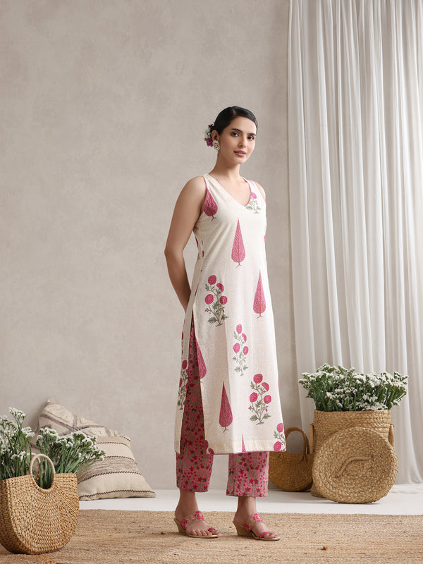 Khushal K Women Floral Printed Regular Pure Cotton Kurta set