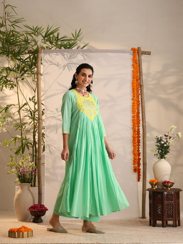 Khushal K Women Cotton Kurta and Palazzo With Dupatta Set - Green