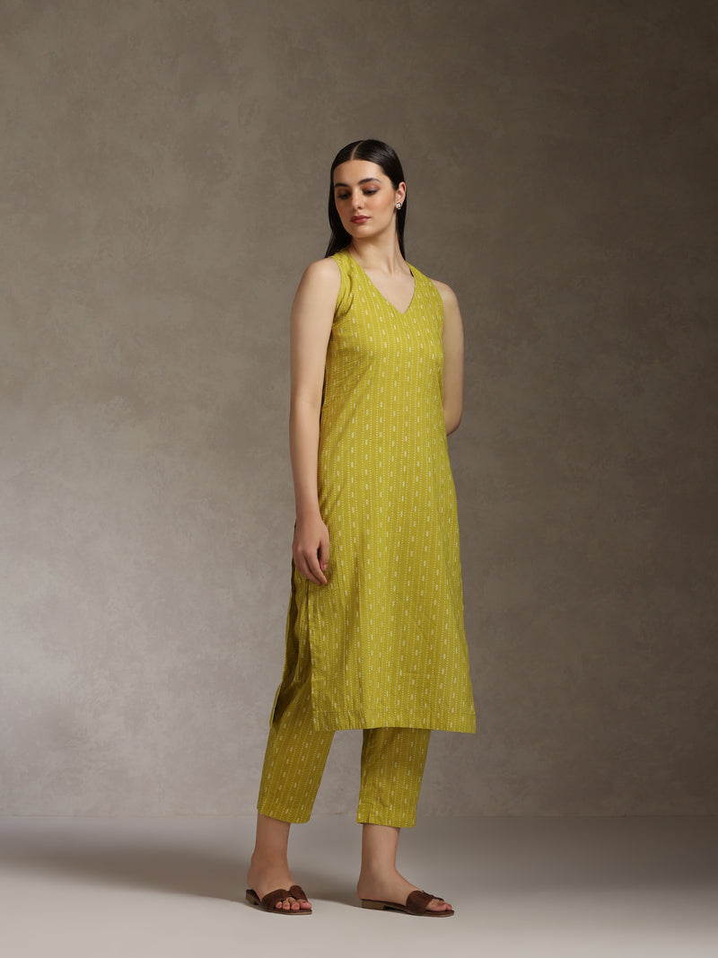 Khushal K Women Geometric Printed Cotton Kurta set