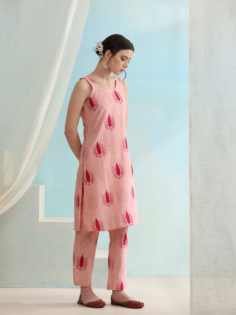 Floral Printed Pure Cotton Straight Kurta with Trousers & Dupatta