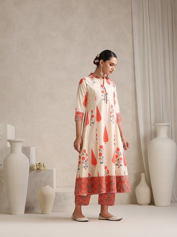 Women elegant White Anarkali Kurta with Coral Prints, Palazzos & Dupatta