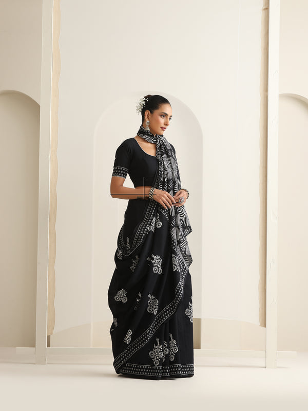 Women Hand Block Black Pure Cotton Printed Saree