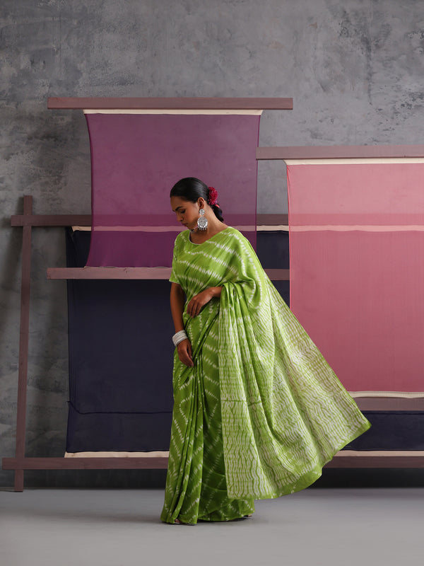 Women Hand Block Green Pure Cotton Printed Saree