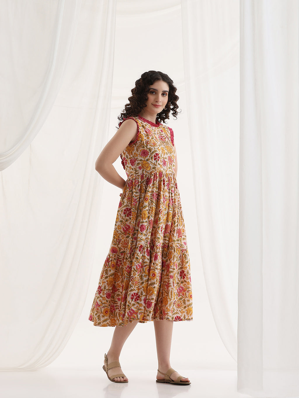 Women Floral Print Fit & Flare Midi Dress