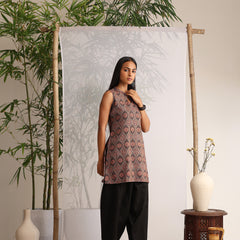 Khushal K Women Cotton kurti With Farshi Salwar - Black