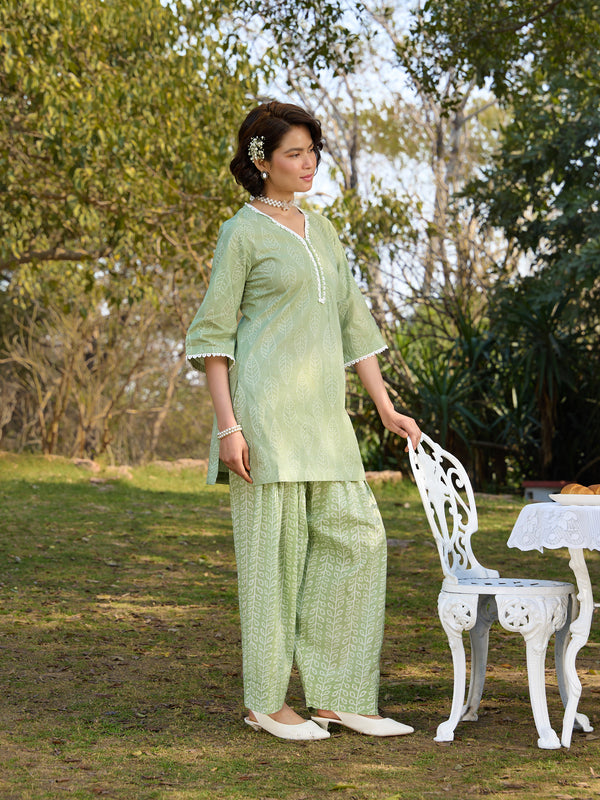 Khushal K Women Printed Regular Pure Cotton green Kurta & Farsi Salwar