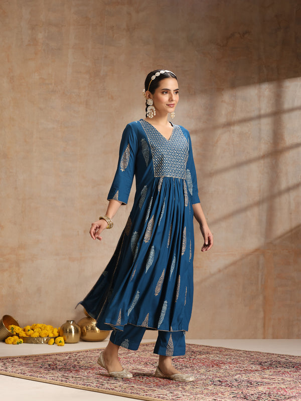 Ethnic Motifs Printed Thread Work Kurta With Trousers & Dupatta