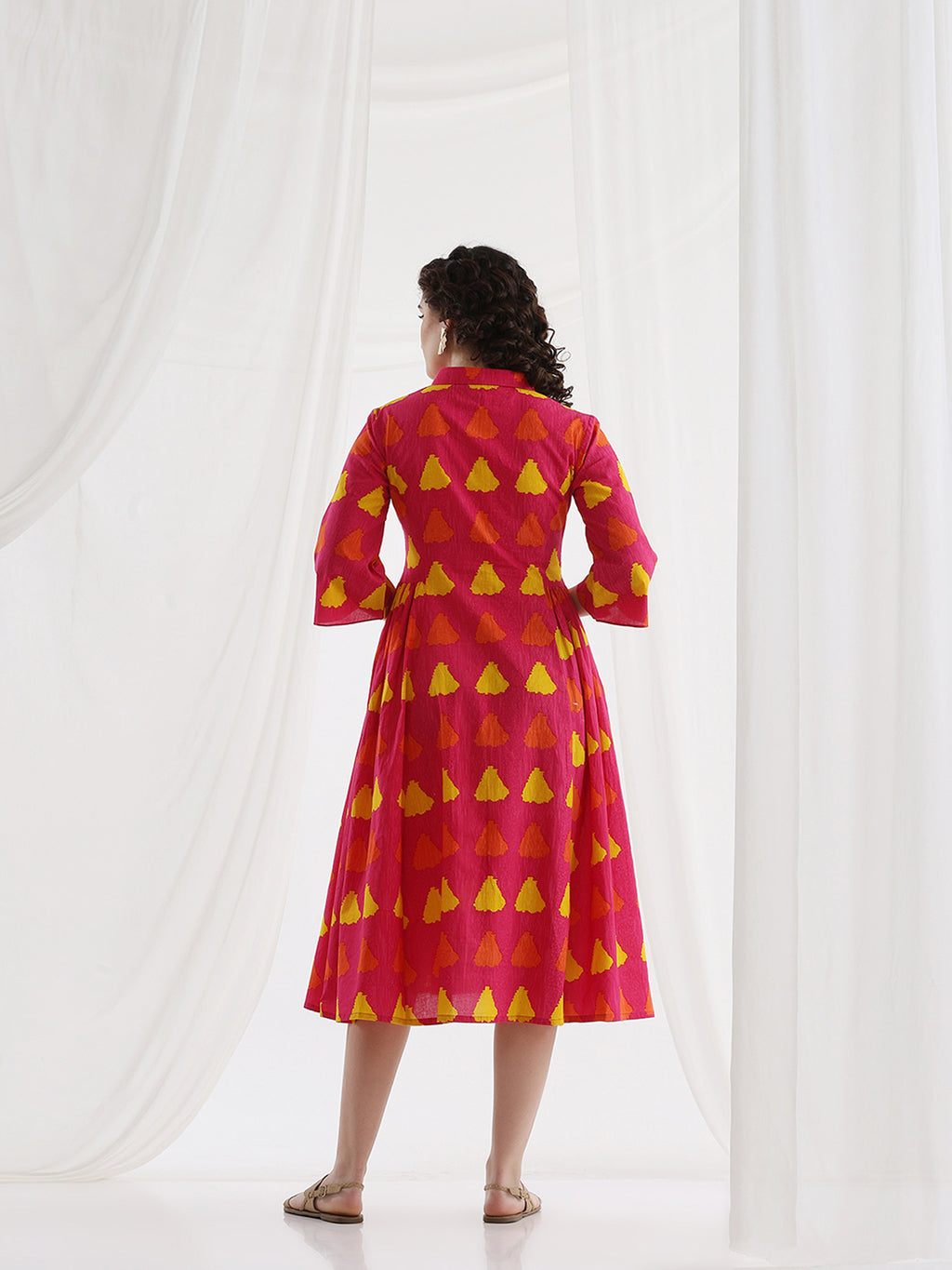 Women Floral Printed Fit & Flare Midi Dress