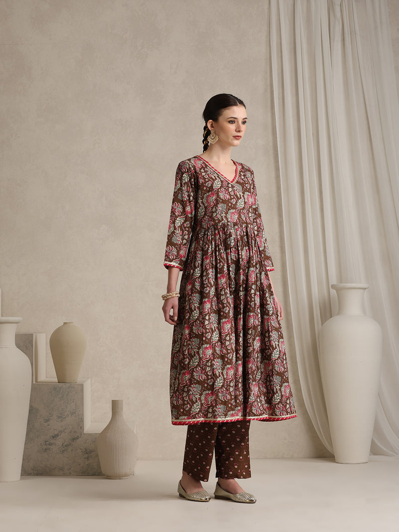 Khushal K Women Floral Printed Pure Cotton Anarkali Kurta set