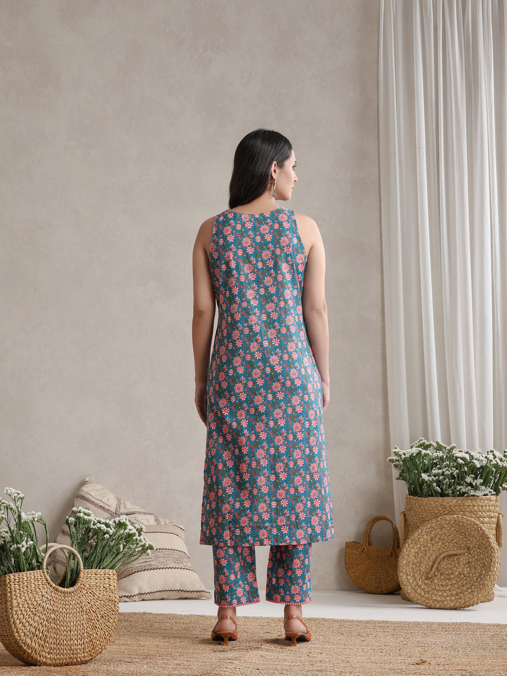 Floral Printed V-Neck Pure Cotton Kurta With Palazzos