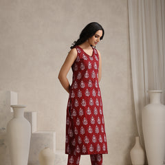 Khushal K Floral Printed V-Neck Pure Cotton Kurta set