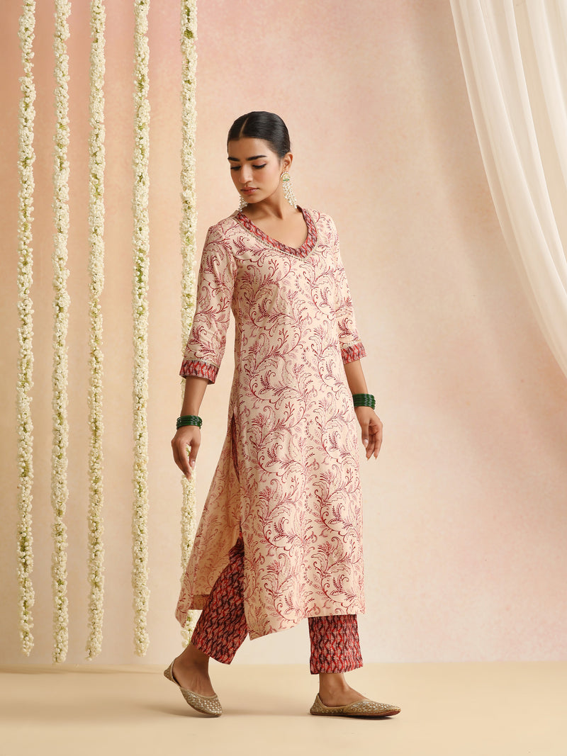 Ethnic Motifs Printed Round Neck Gotta Patti Kurta With Trousers & Dupatta