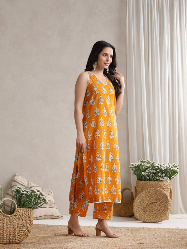 Khushal K Floral Printed V-Neck Pure Cotton Straight Kurta set