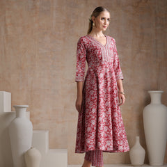 Floral Printed V Neck A Line Pure Cotton Kurta With Trousers & Dupatta