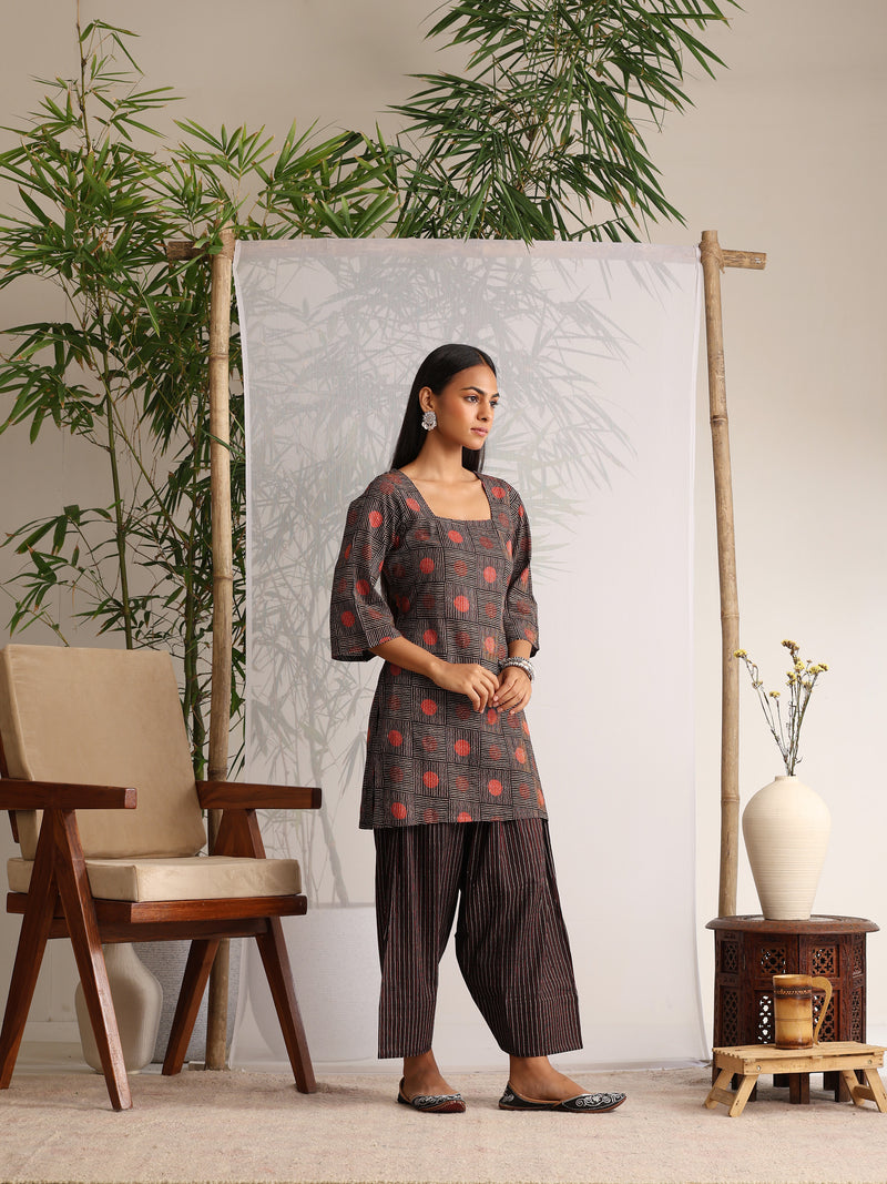 Khushal K Women Cotton kurti and Farshi Salwar with dupatta set - Black