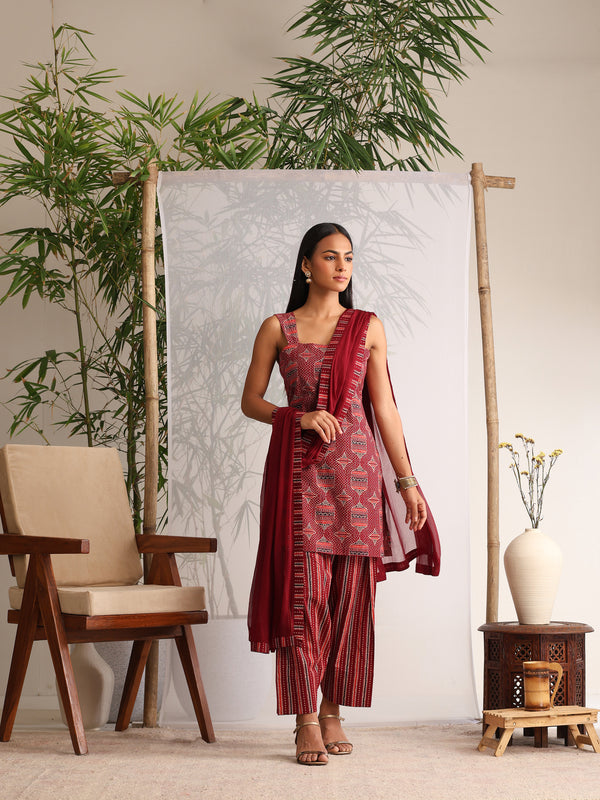 Khushal K Women Cotton kurti and Farshi Salwar with dupatta set - Maroon