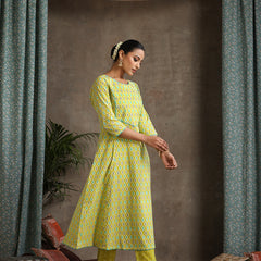 Khushal K Women Printed Regular Pure Cotton Kurta set