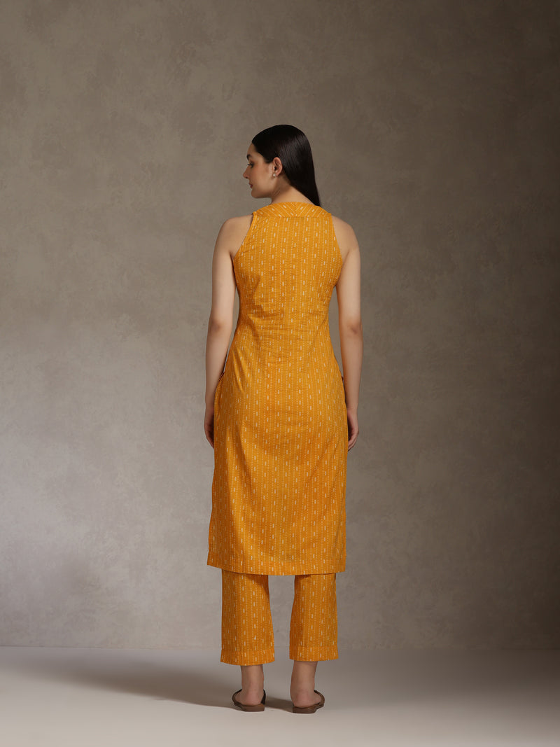 Khushal K Geometric Printed V-Neck Pure Cotton Straight Kurta set