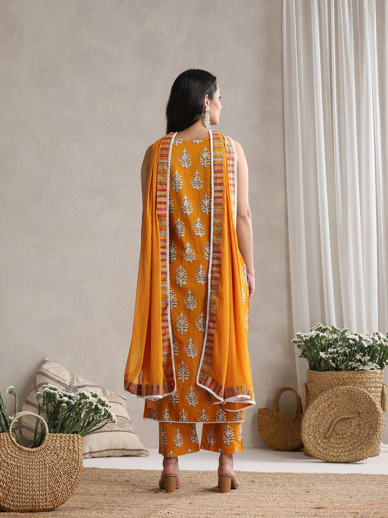 Khushal K Floral Printed V-Neck Pure Cotton Straight Kurta set