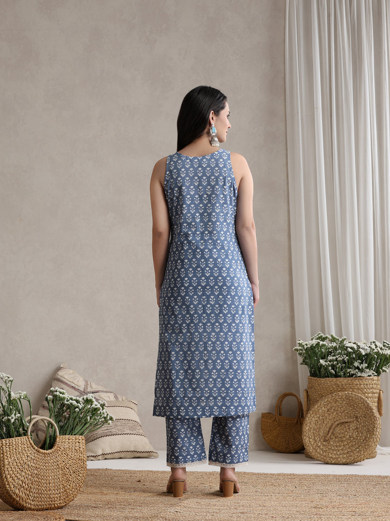 Khushal K Women Floral Printed Regular Pure Cotton Kurta set