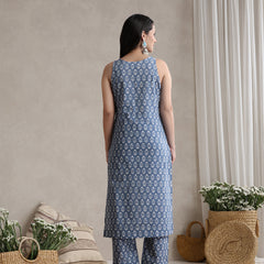 Khushal K Women Floral Printed Regular Pure Cotton Kurta set