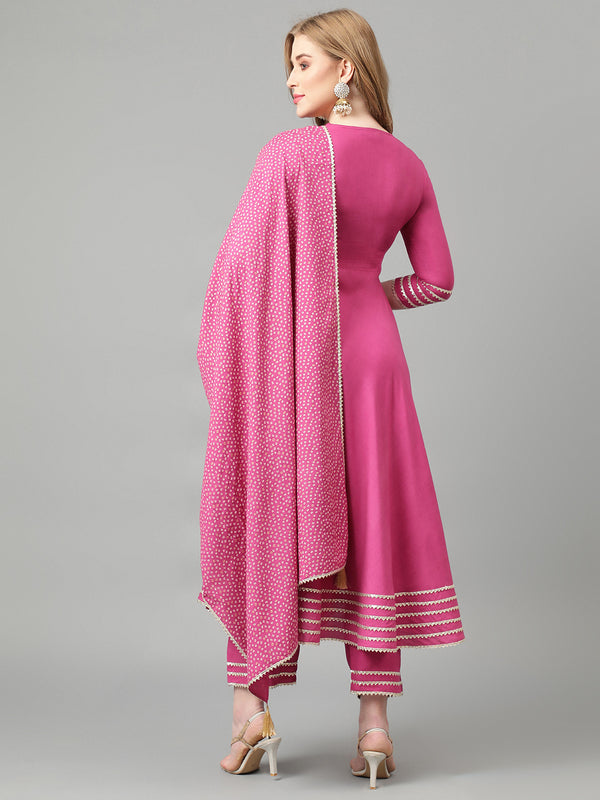 Khushal K Women Regular Gotta Patti Kurta Sets