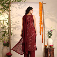 Khushal K Women Cotton kurta and palazzo with dupatta set - Maroon