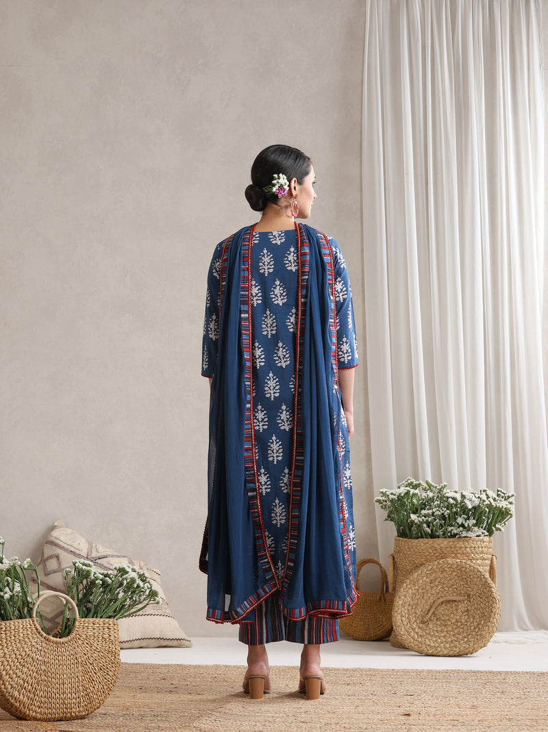 Women Floral Printed Regular Pure Cotton Kurta with Palazzos & With Dupatta